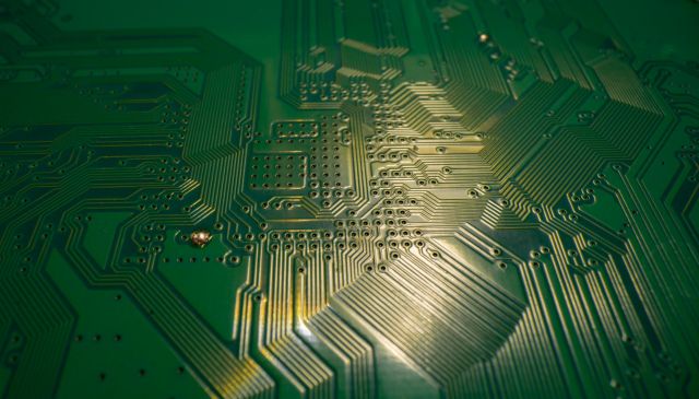 供應鏈串流與AI應用，緯謙助製造業實現智能化營運